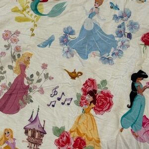 EUC POSH PEANUT Disney Princess changing pad sheet bamboo soft beautiful love 💗